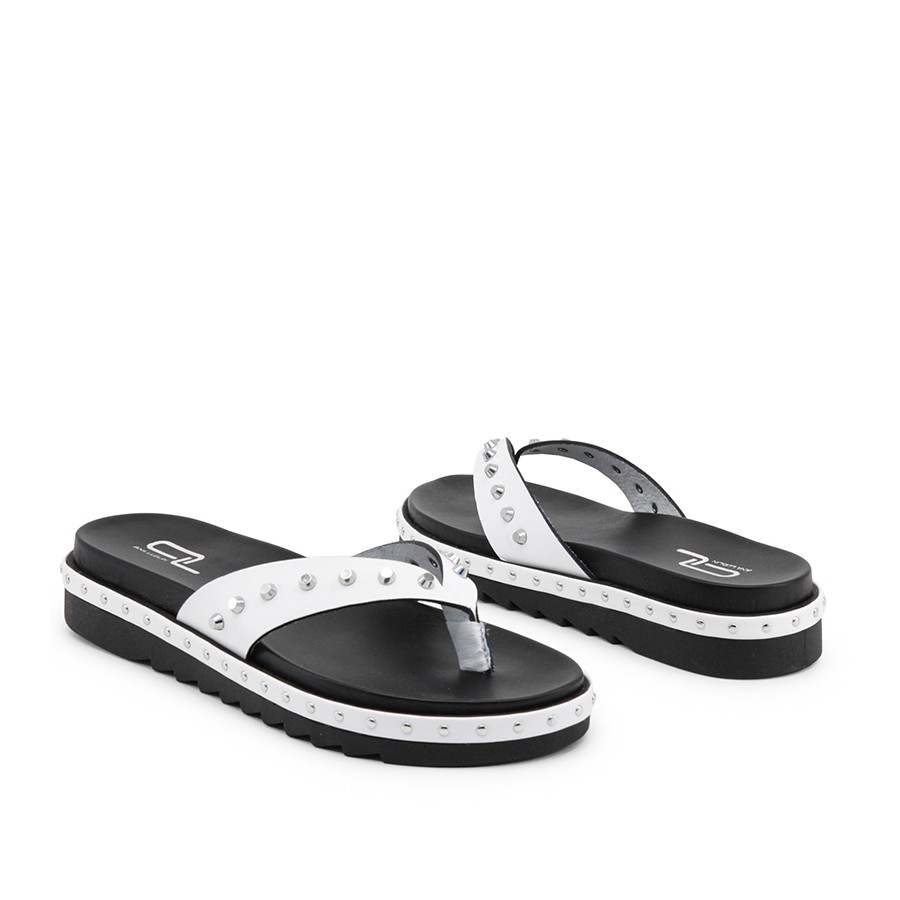 Tongs Blanches d'Anna Lublin