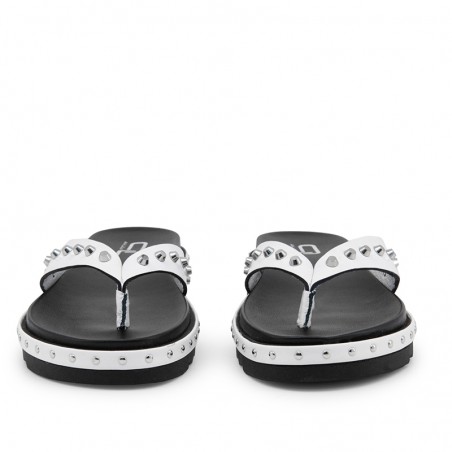 Weiße Flip-Flops von Anna Lublin